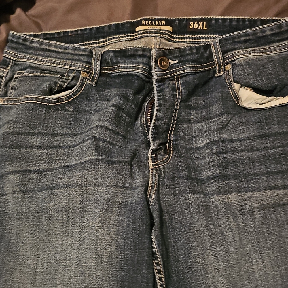 Men's Relaxed Fit Blue Jeans